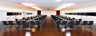 angebote kellnerjob mit unterkunft hannover DORMERO Hotel Hannover